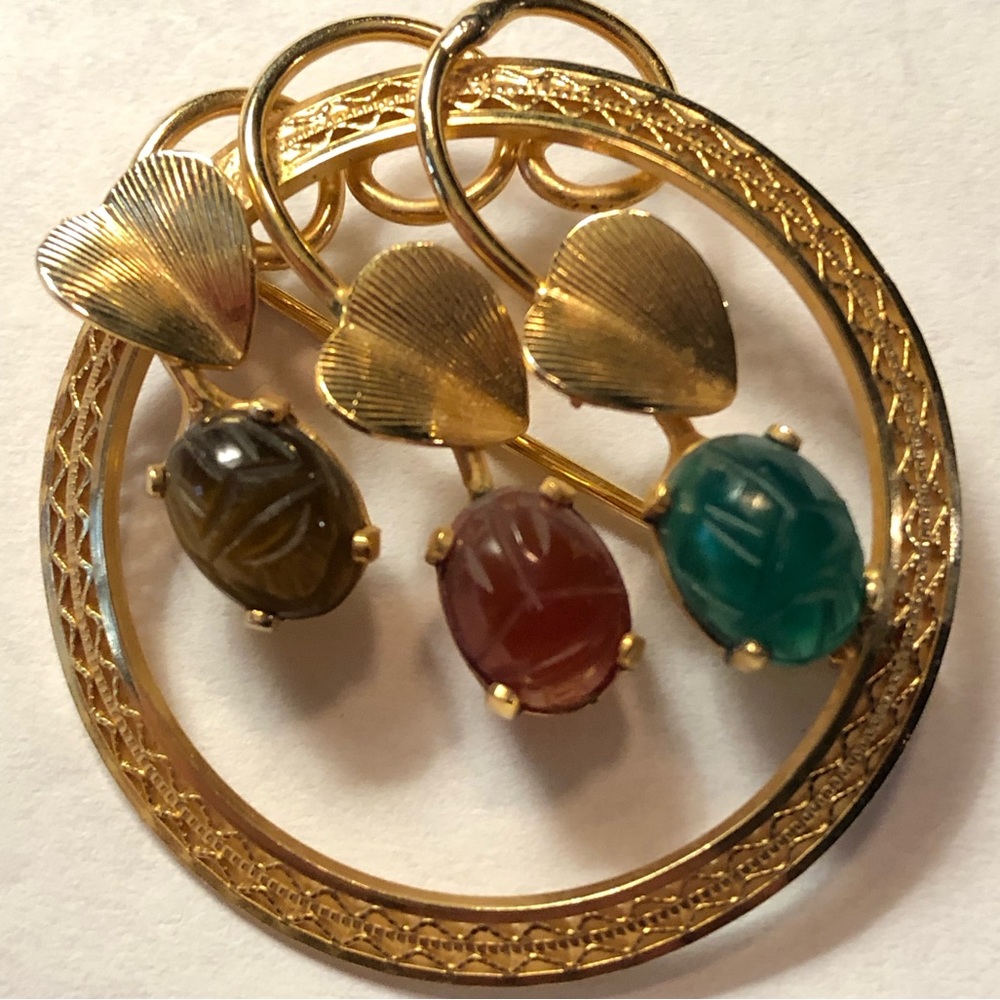 Stamped Gold Vintage Brooch